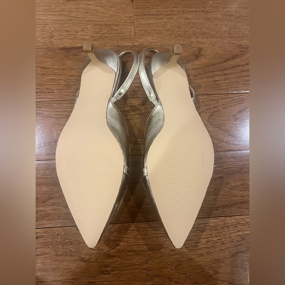 Lilly Pulitzer Jules Slingback Kitten Heels Size 6 Gold - Picture 4 of 6